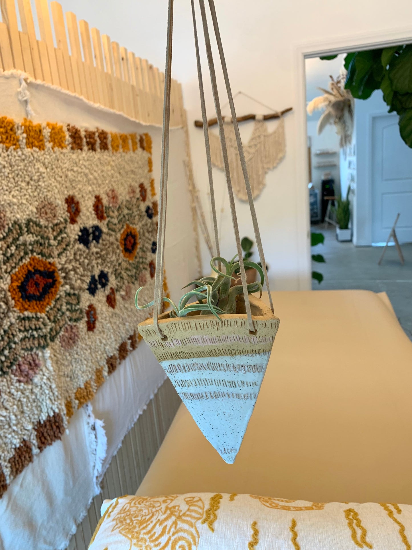 Pottery Plant Hanger